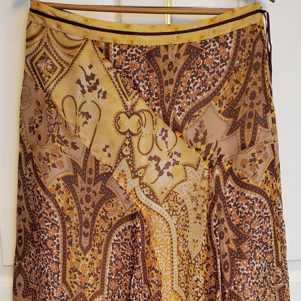 Banana Republic Silk Skirt - Size 8